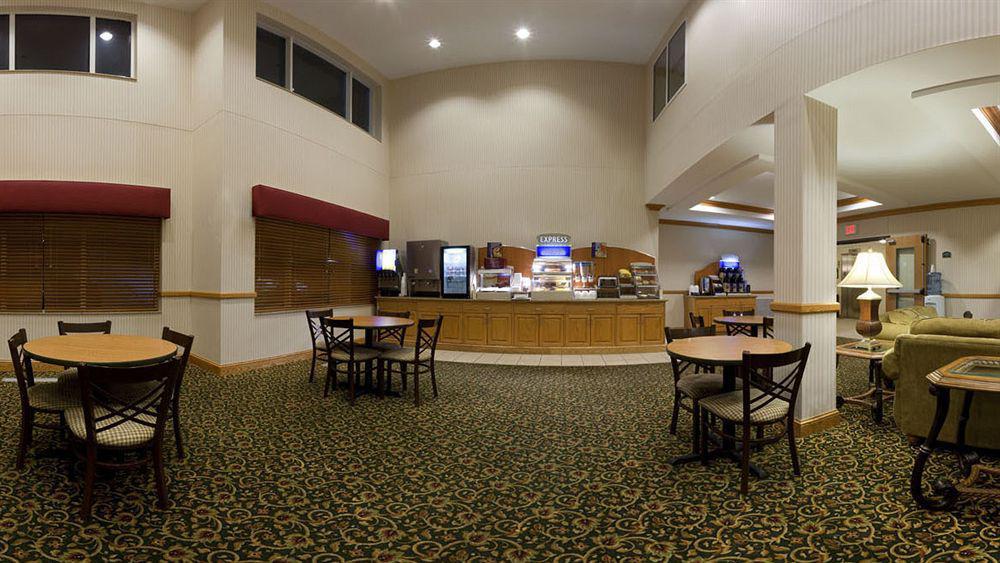 Holiday Inn Express Hotel & Suites Chanhassen By Ihg Esterno foto