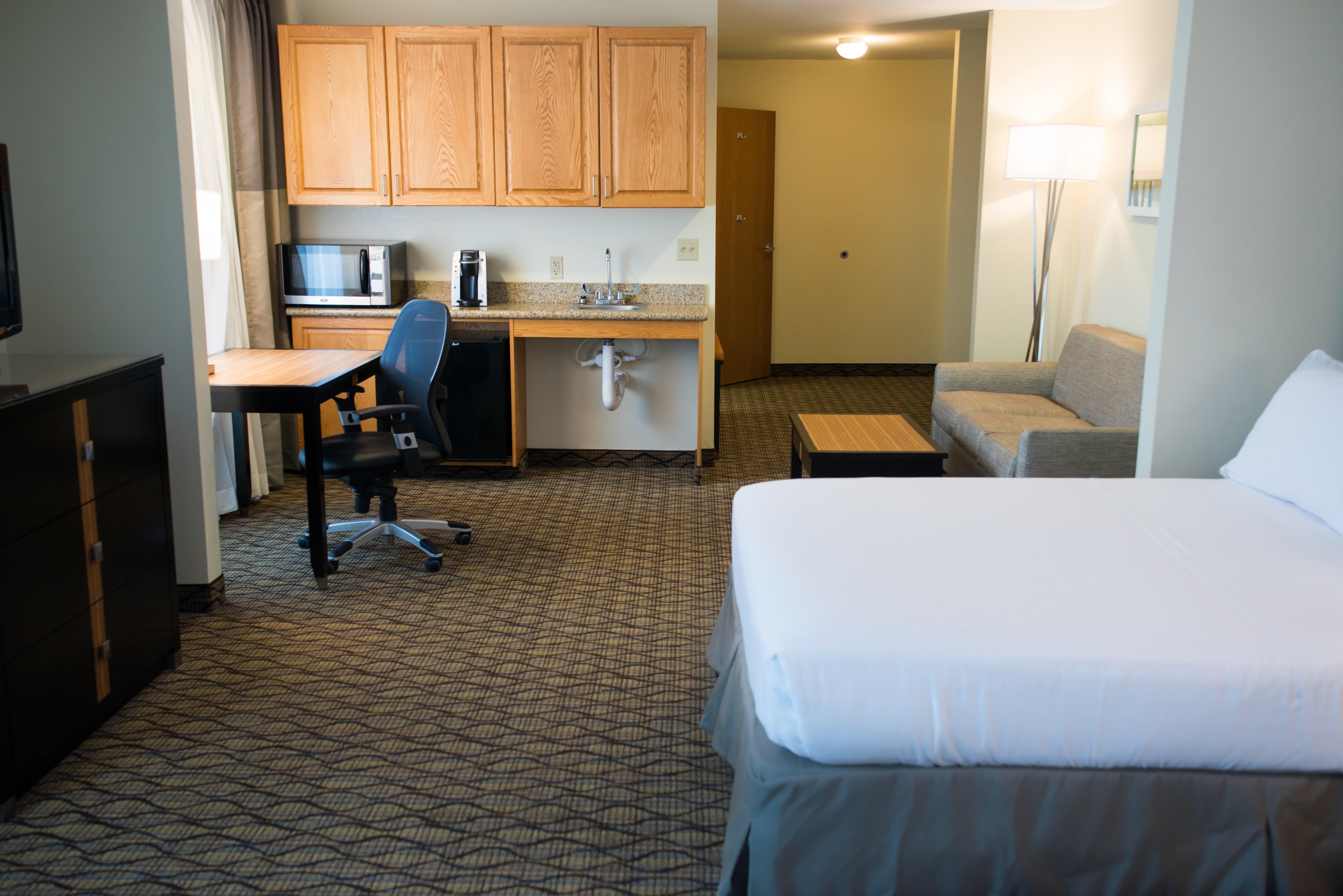 Holiday Inn Express Hotel & Suites Chanhassen By Ihg Esterno foto