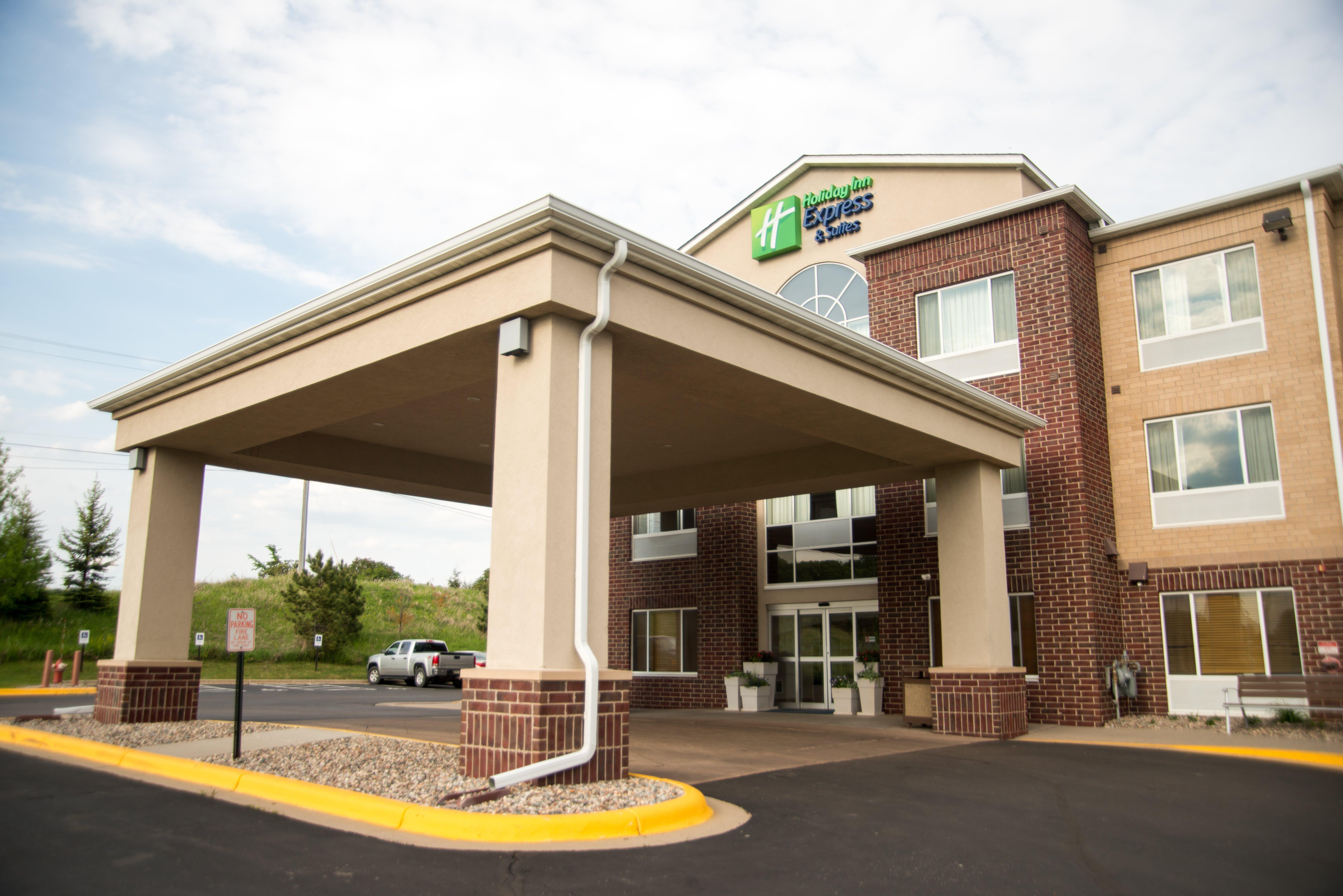 Holiday Inn Express Hotel & Suites Chanhassen By Ihg Esterno foto