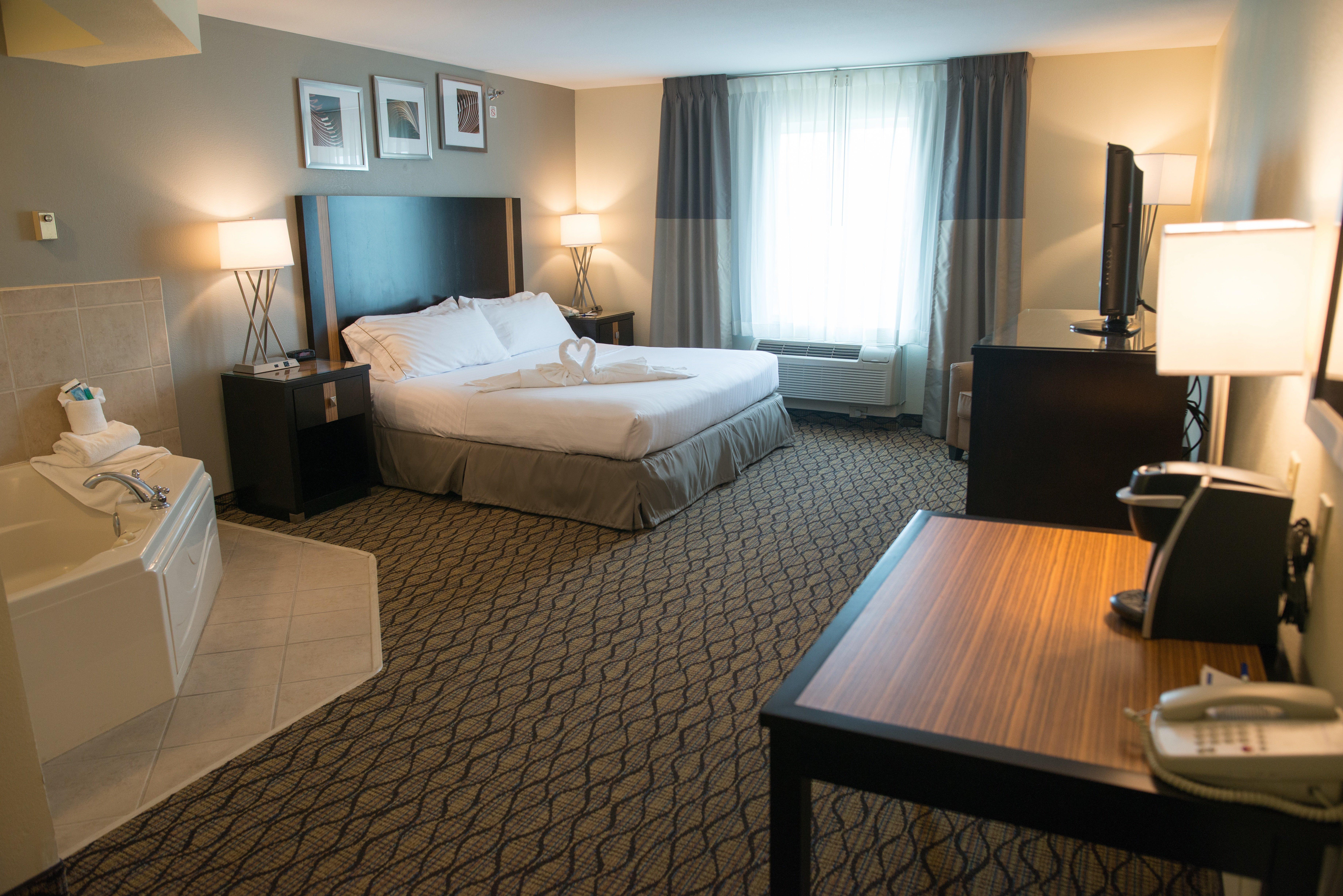 Holiday Inn Express Hotel & Suites Chanhassen By Ihg Esterno foto