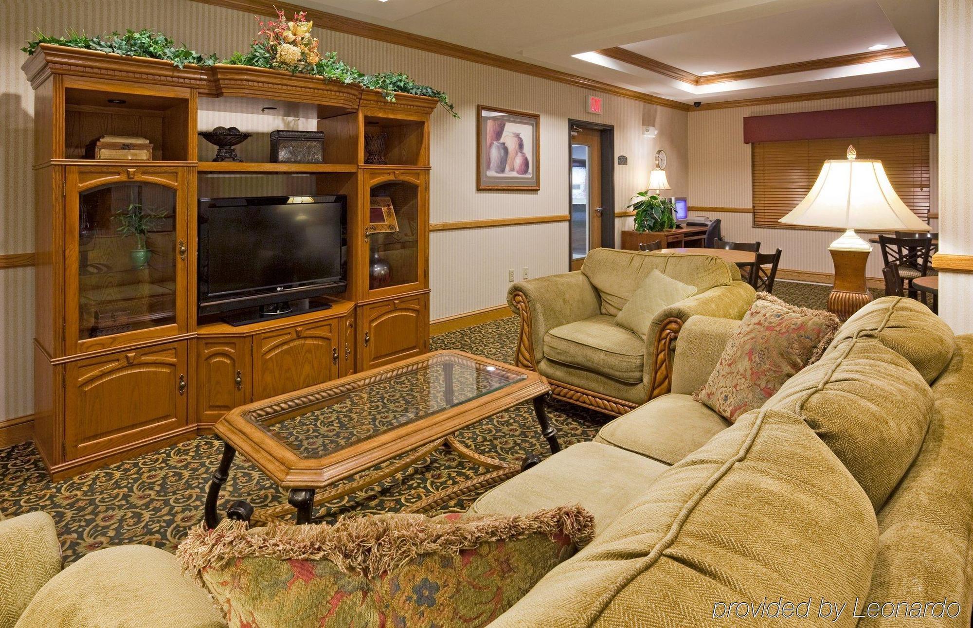 Holiday Inn Express Hotel & Suites Chanhassen By Ihg Interno foto